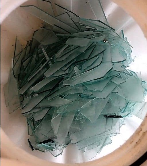 CC Beholderen er godkjent for knust glass og sprøytespisser